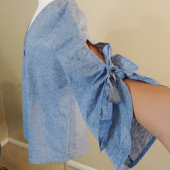 Linen Blend - Over sized Blouse with Bow Details - - Picture 4 of 7